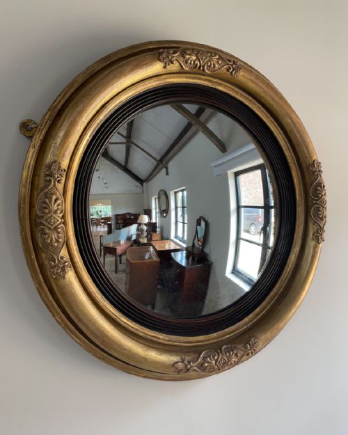 EARLY 19TH CENTURY GILT CONVEX MIRROR - ADDITIONAL PHOTO 1