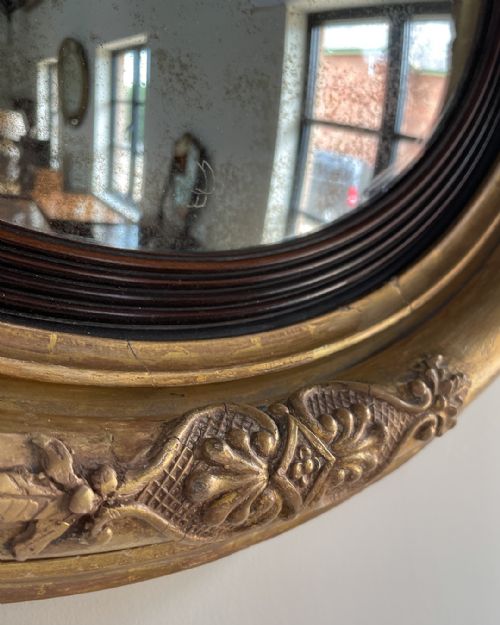 EARLY 19TH CENTURY GILT CONVEX MIRROR - ADDITIONAL PHOTO 6