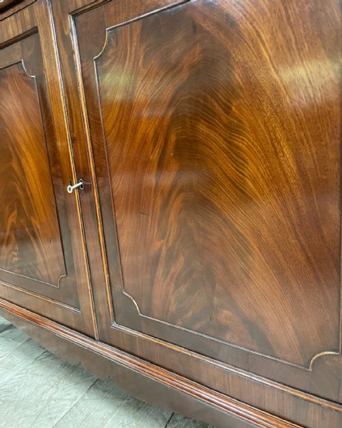 FINE QUALITY GEORGIAN BOOKCASE CABINET - ADDITIONAL PHOTO 7
