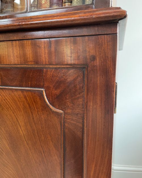 FINE QUALITY GEORGIAN BOOKCASE CABINET - ADDITIONAL PHOTO 8