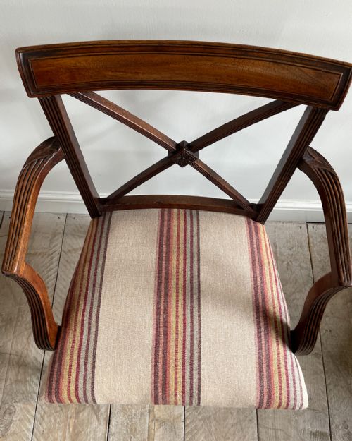FINE PAIR OF GEORGIAN MAHOGANY CARVER CHAIRS - ADDITIONAL PHOTO 4