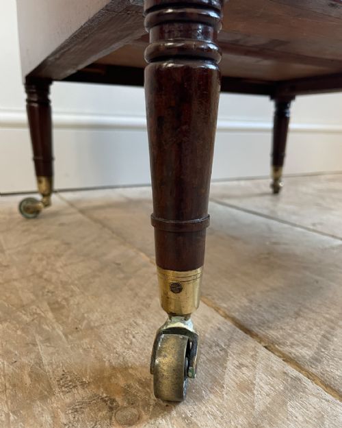 FINE QUALITY REGENCY MAHOGANY WHATNOT - ADDITIONAL PHOTO 7