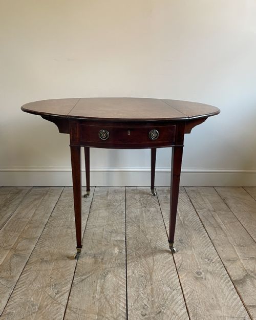 BEAUTIFUL GEORGIAN MAHOGANY OVAL PEMBROKE TABLE - ADDITIONAL PHOTO 3