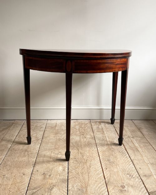 fine quality georgian mahogany demi lune card table - CATEGORY: ANTIQUE TABLES - DATED 18TH CENTURY