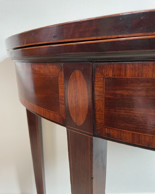 FINE QUALITY GEORGIAN MAHOGANY DEMI LUNE CARD TABLE - ADDITIONAL PHOTO 5