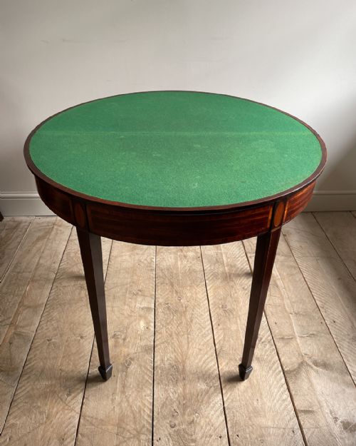 FINE QUALITY GEORGIAN MAHOGANY DEMI LUNE CARD TABLE - ADDITIONAL PHOTO 7