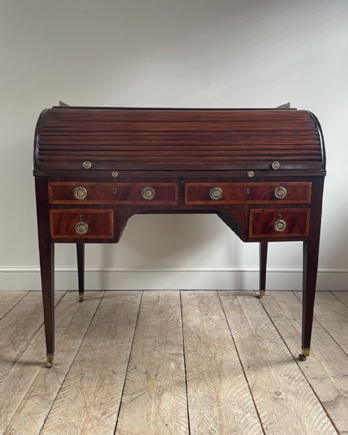 FINE QUALITY GEORGE III MAHOGANY ROLL TOP DESK - ADDITIONAL PHOTO 2