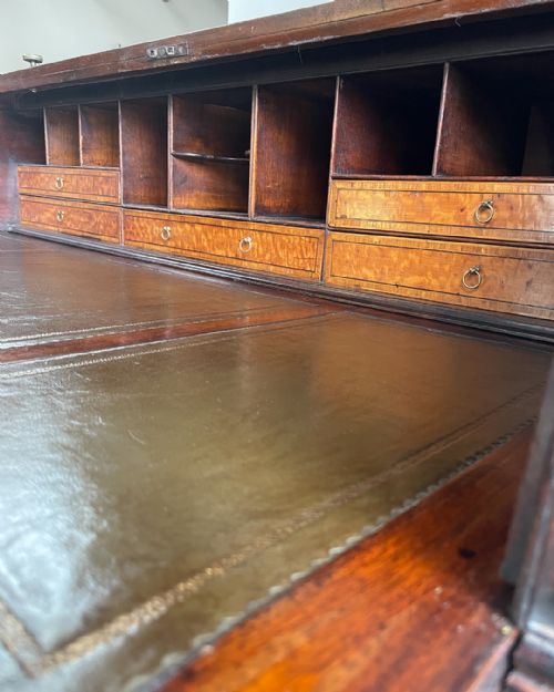 FINE QUALITY GEORGE III MAHOGANY ROLL TOP DESK - ADDITIONAL PHOTO 5