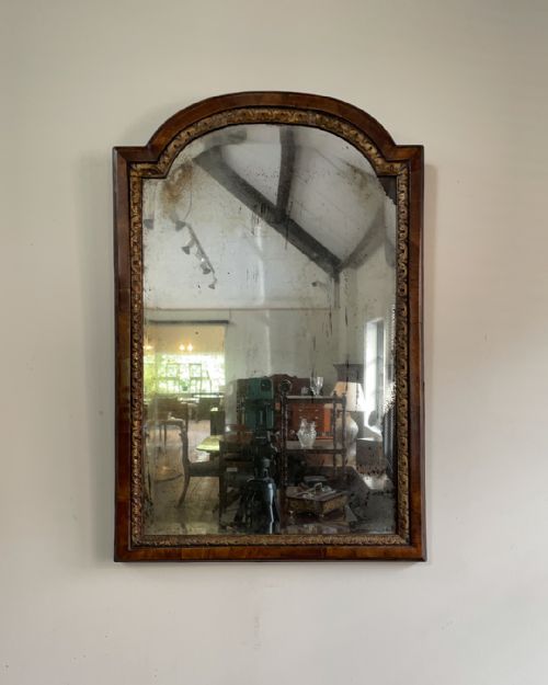 georgian arched walnut and parcel gilt wall mirror - CATEGORY: ANTIQUE MIRRORS - DATED 18TH CENTURY