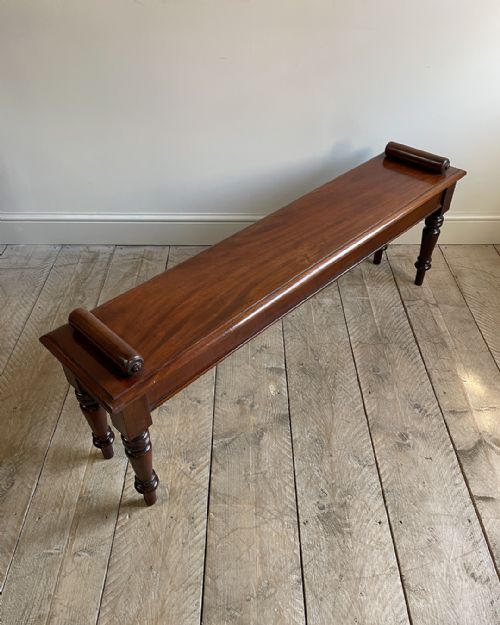 GOOD QUALITY 19TH CENTURY HALL BENCH - ADDITIONAL PHOTO 2