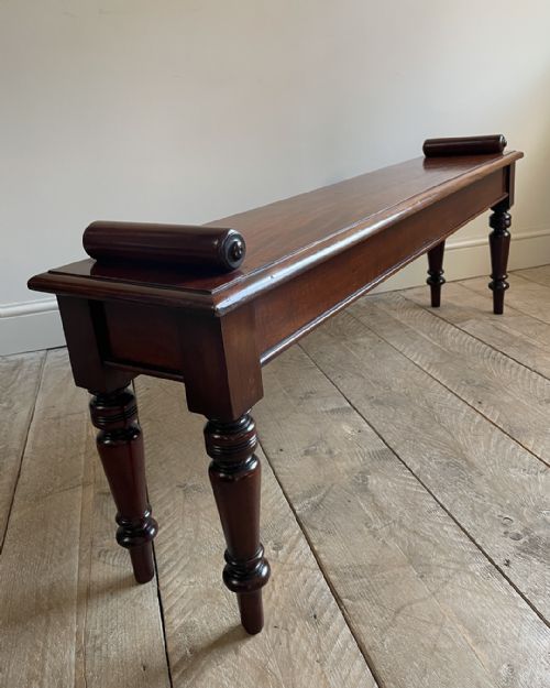 GOOD QUALITY 19TH CENTURY HALL BENCH - ADDITIONAL PHOTO 4