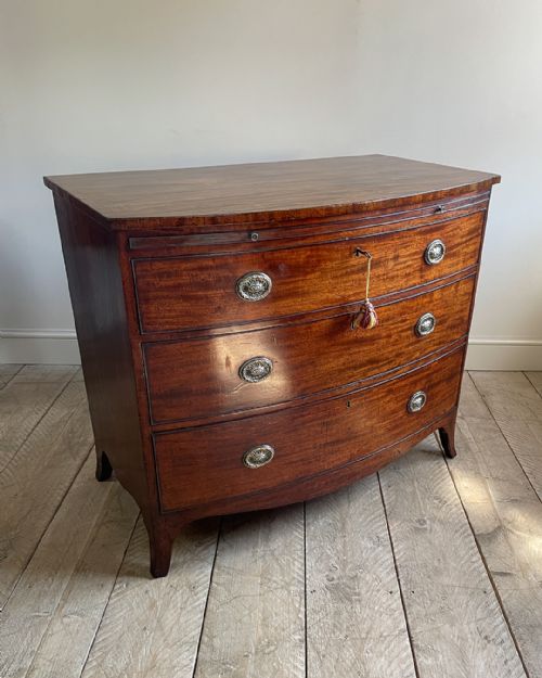 GEORGIAN MAHOGANY CHEST OF DRAWERS - ADDITIONAL PHOTO 2