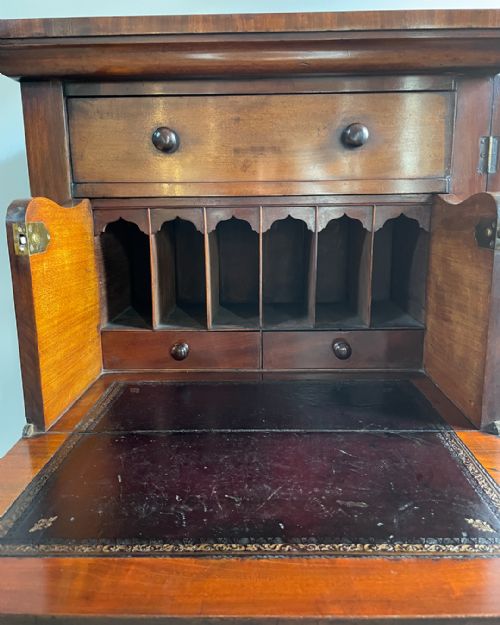 WILLIAM IV MAHOGANY WELLINGTON SECRETAIRE CHEST - ADDITIONAL PHOTO 5