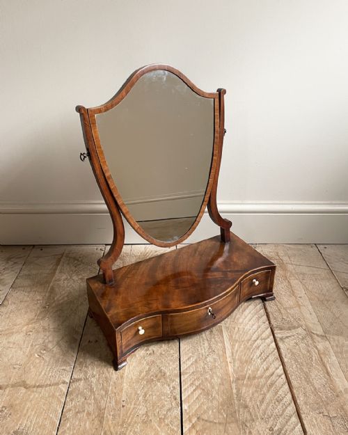 george iii serpentine shaped mahogany toilet mirror - CATEGORY: ANTIQUE MIRRORS - DATED GEORGIAN