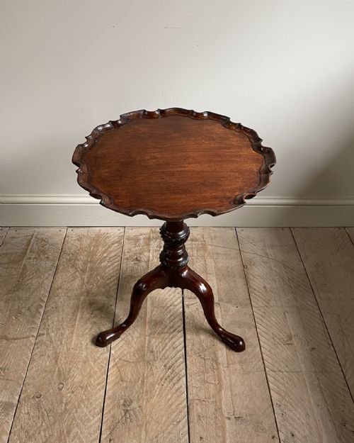 GEORGE III MAHOGANY URN STAND - ADDITIONAL PHOTO 1