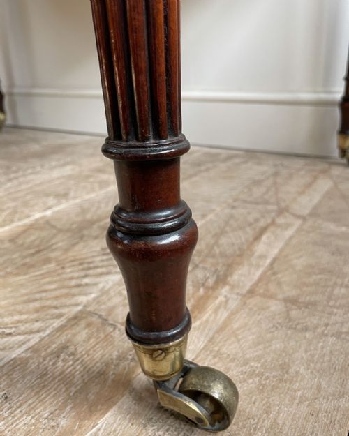 19TH CENTURY MAHOGANY WRITING DESK - ADDITIONAL PHOTO 9