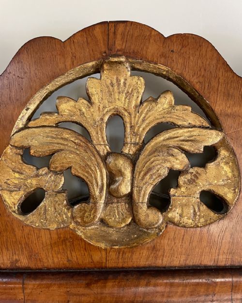 GEORGE II WALNUT AND PARCEL GILT FRET MIRROR - ADDITIONAL PHOTO 4