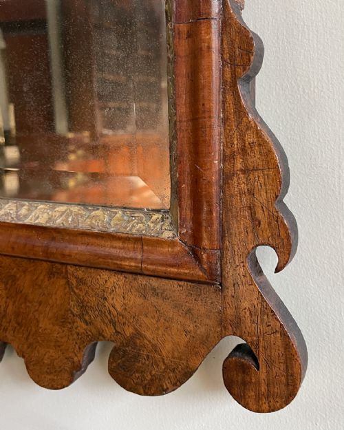 GEORGE II WALNUT AND PARCEL GILT FRET MIRROR - ADDITIONAL PHOTO 6