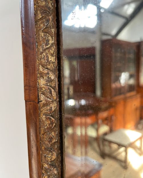 GEORGE II WALNUT AND PARCEL GILT FRET MIRROR - ADDITIONAL PHOTO 8