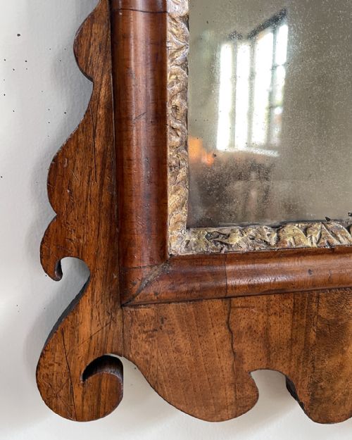 GEORGE II WALNUT AND PARCEL GILT FRET MIRROR - ADDITIONAL PHOTO 9