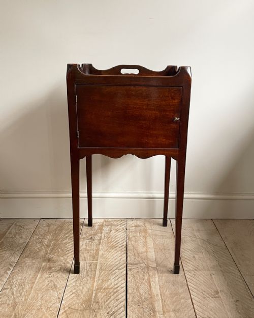 GEORGIAN MAHOGANY TRAY TOP POT CUPBOARD - ADDITIONAL PHOTO 3