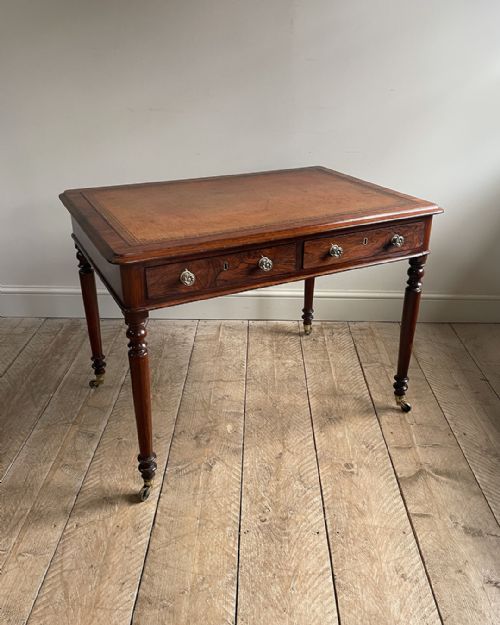 ELEGANT 19TH CENTURY ROSEWOOD WRITING TABLE - ADDITIONAL PHOTO 1