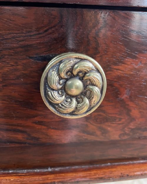ELEGANT 19TH CENTURY ROSEWOOD WRITING TABLE - ADDITIONAL PHOTO 6