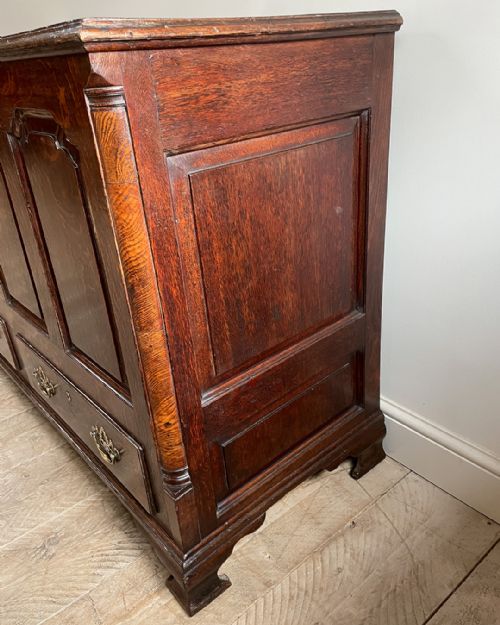 ANTIQUE OAK MULE CHEST - ADDITIONAL PHOTO 5