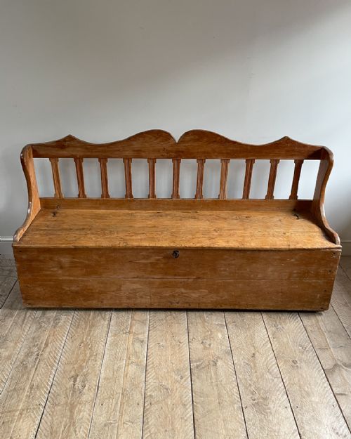 NINETEENTH CENTURY CONTINENTAL PINE SETTLE - ADDITIONAL PHOTO 2