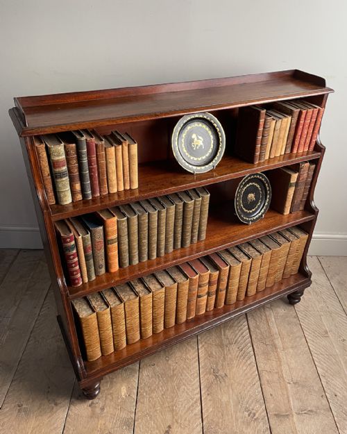 GEORGIAN MAHOGANY WATERFALL BOOKCASE - ADDITIONAL PHOTO 3