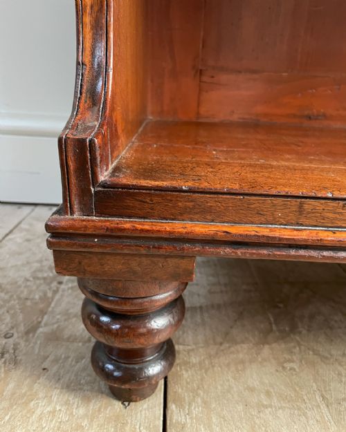GEORGIAN MAHOGANY WATERFALL BOOKCASE - ADDITIONAL PHOTO 8