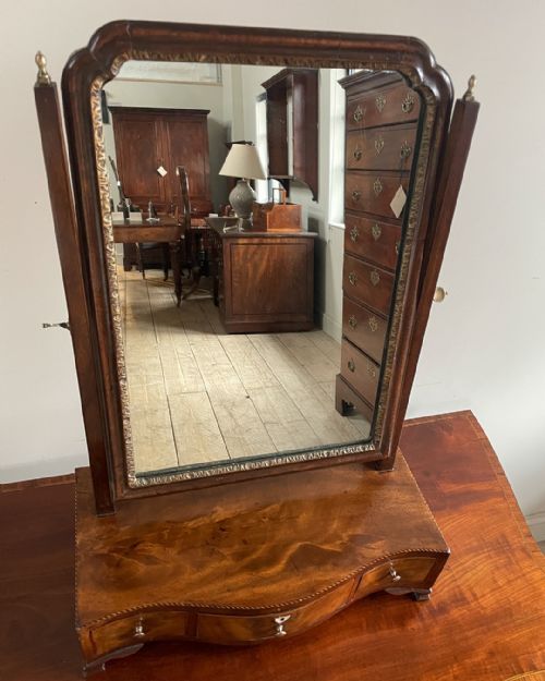 GEORGIAN MAHOGANY SERPENTINE TOILET MIRROR - ADDITIONAL PHOTO 2