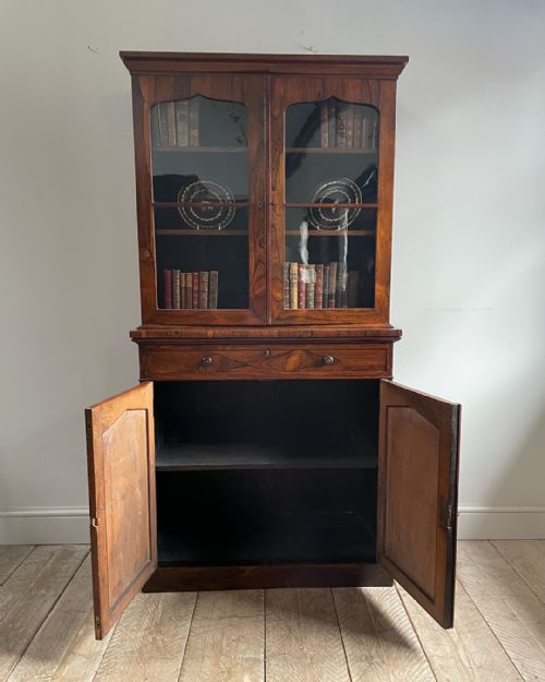 CHARMING SMALL ROSEWOOD CABINET BOOKCASE - ADDITIONAL PHOTO 2
