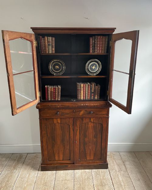 CHARMING SMALL ROSEWOOD CABINET BOOKCASE - ADDITIONAL PHOTO 4