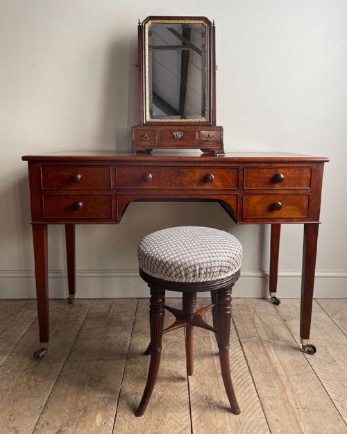 19TH CENTURY MAHOGANY DRESSING TABLE - ADDITIONAL PHOTO 3