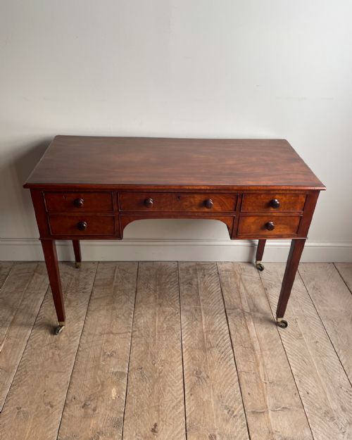 19TH CENTURY MAHOGANY DRESSING TABLE - ADDITIONAL PHOTO 4