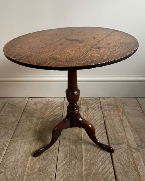 MINIATURE OAK TRIPOD TABLE - ADDITIONAL PHOTO 3