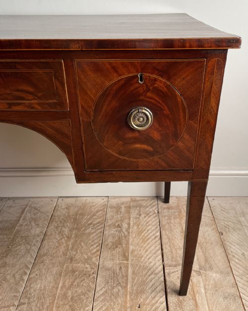 FINE 19TH CENTURY MAHOGANY DRESSING TABLE - ADDITIONAL PHOTO 7
