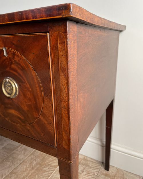FINE 19TH CENTURY MAHOGANY DRESSING TABLE - ADDITIONAL PHOTO 8
