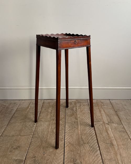 edwardian mahogany urn stand - CATEGORY: ANTIQUE MISCELLANEOUS - DATED EDWARDIAN