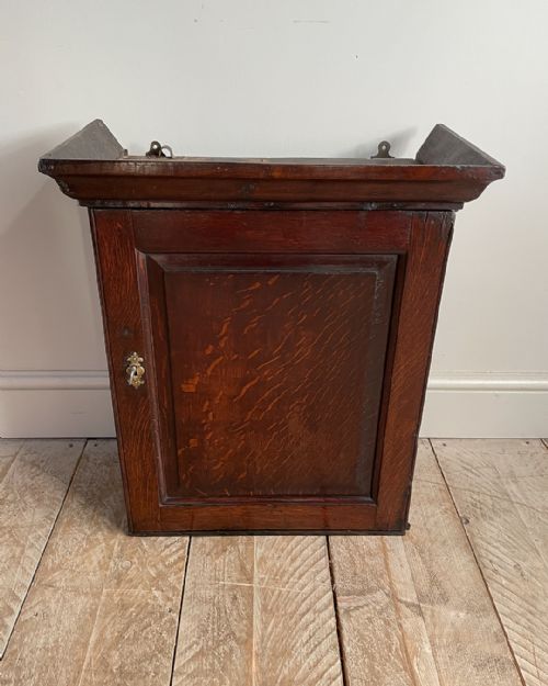 LOVELY EARLY OAK SPICE CUPBOARD - ADDITIONAL PHOTO 3
