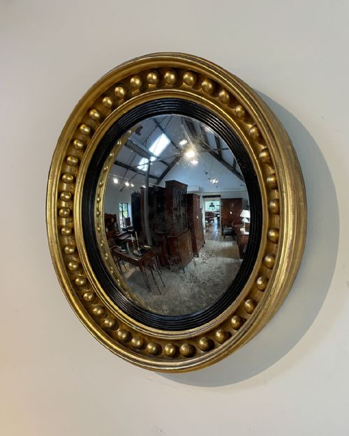 FINE EARLY 19TH CENTURY GILT CONVEX MIRROR - ADDITIONAL PHOTO 1