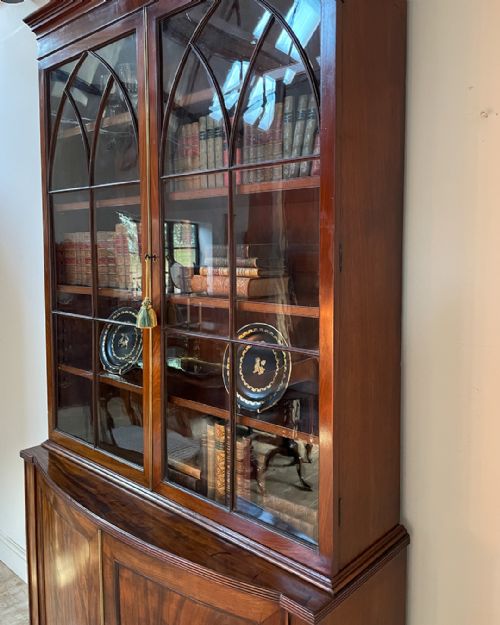 FINE QUALITY EARLY 19TH CENTURY MAHOGANY BOOKCASE CABINET - ADDITIONAL PHOTO 5