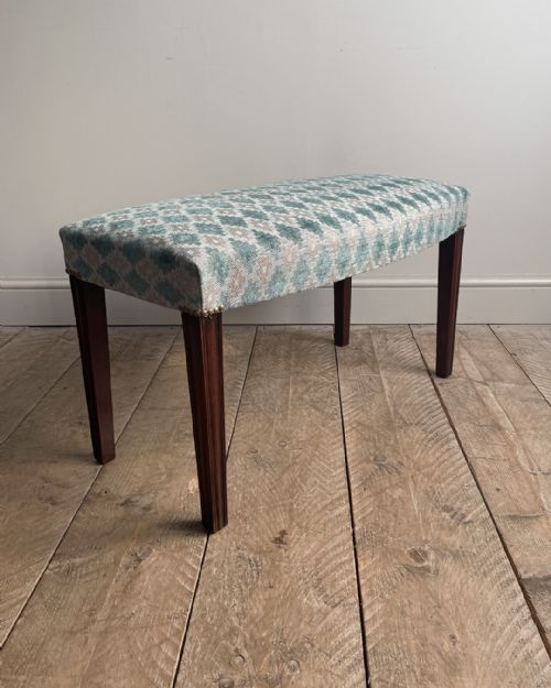 LOVELY GEORGIAN MAHOGANY STOOL - ADDITIONAL PHOTO 1