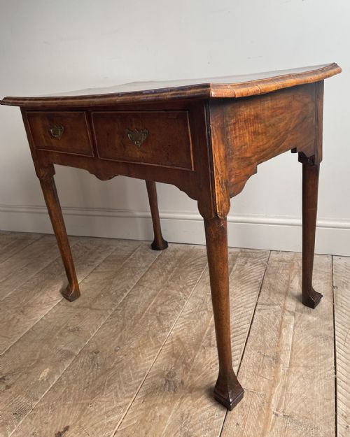 LOVELY GEORGIAN WALNUT LOWBOY - ADDITIONAL PHOTO 5