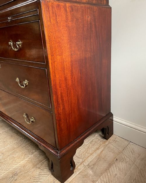 SUPERB GEORGE III MAHOGANY CHEST ON CHEST - ADDITIONAL PHOTO 4