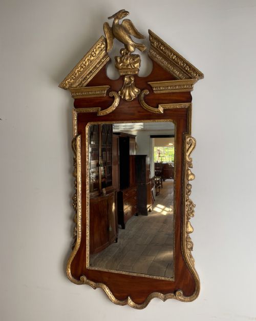 SUPERB GEORGE II MAHOGANY AND PARCEL GILT MIRROR - ADDITIONAL PHOTO 1