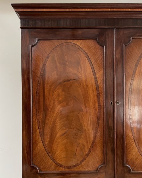 LOVELY GEORGIAN MAHOGANY SECRETAIRE CABINET - ADDITIONAL PHOTO 4
