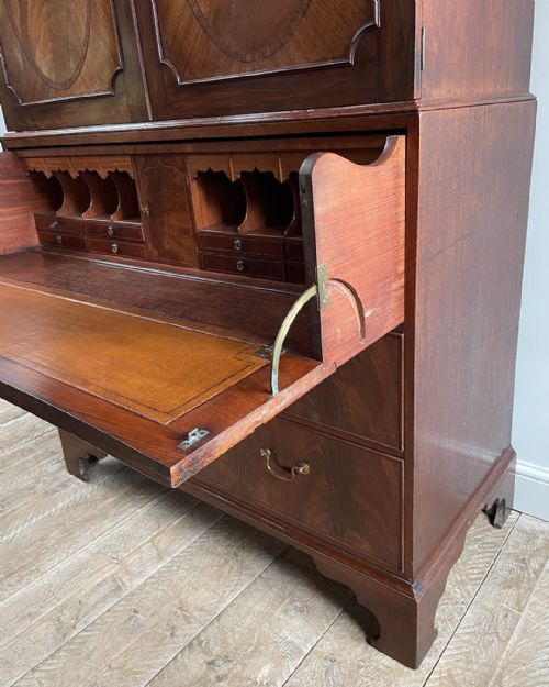 LOVELY GEORGIAN MAHOGANY SECRETAIRE CABINET - ADDITIONAL PHOTO 7