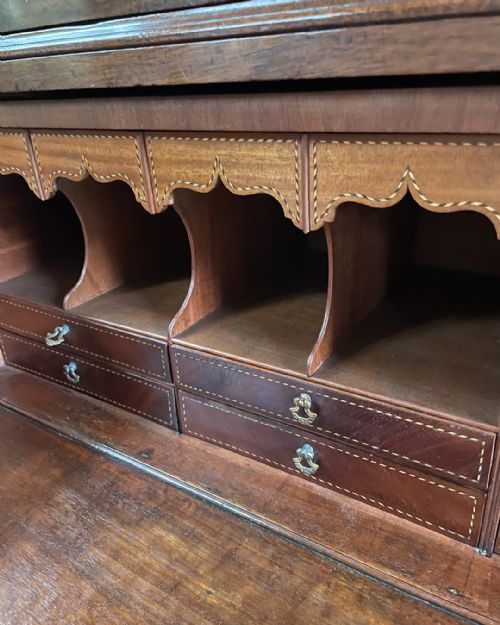 LOVELY GEORGIAN MAHOGANY SECRETAIRE CABINET - ADDITIONAL PHOTO 8